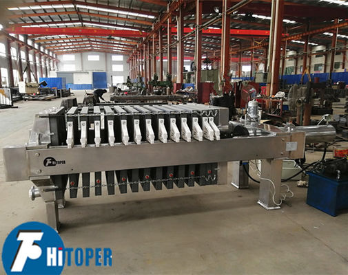 Membrane Filter Press Capable of Producing Filter Cakes with Maximum Solids Content and Reduced Humidity for Industrial (Membran Pencetak Filter yang mampu menghasilkan kue pencetak dengan kandungan padatan maksimum dan kelembaban rendah untuk industri)
